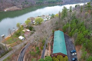 Exterior - Tre L at Watauga Lake - Butler, TN (Johnson County)