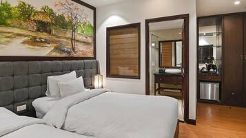 Sistema de insonorización y tabla de planchar con plancha