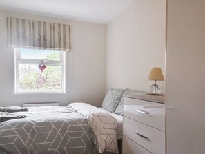 2 chambres, accès au Wi-Fi (inclus), literie fournie