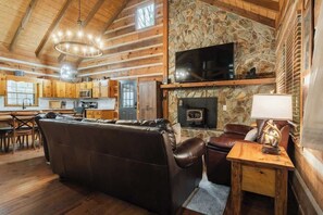 TV, fireplace, offices - Cabin w Lux Gym Firepit Game Room and Playground! (Fannin County)