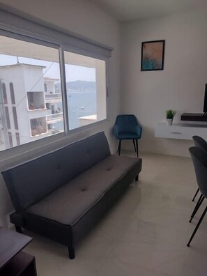 TV - Departamento con Balcon al mar (Acapulco)