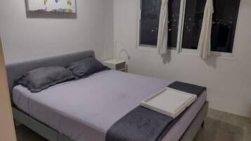 2 bedrooms, WiFi, bed sheets