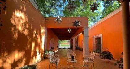 Casa Colonial en Parras de la Fuente
