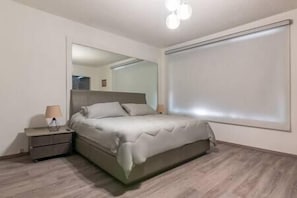 4 bedrooms, WiFi