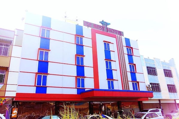 Exterior - De Best Hotel (Batam)