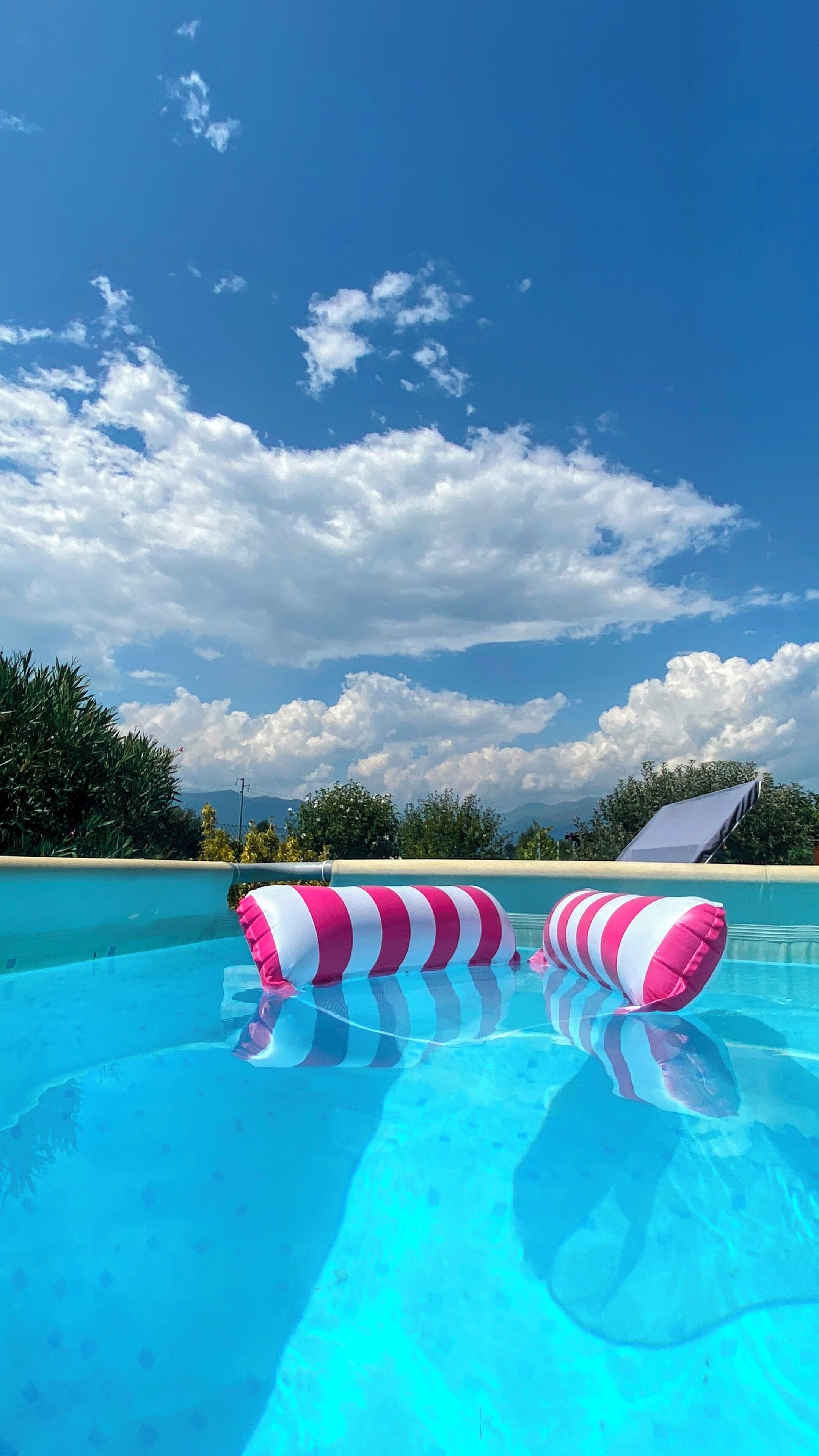 Utomhuspool