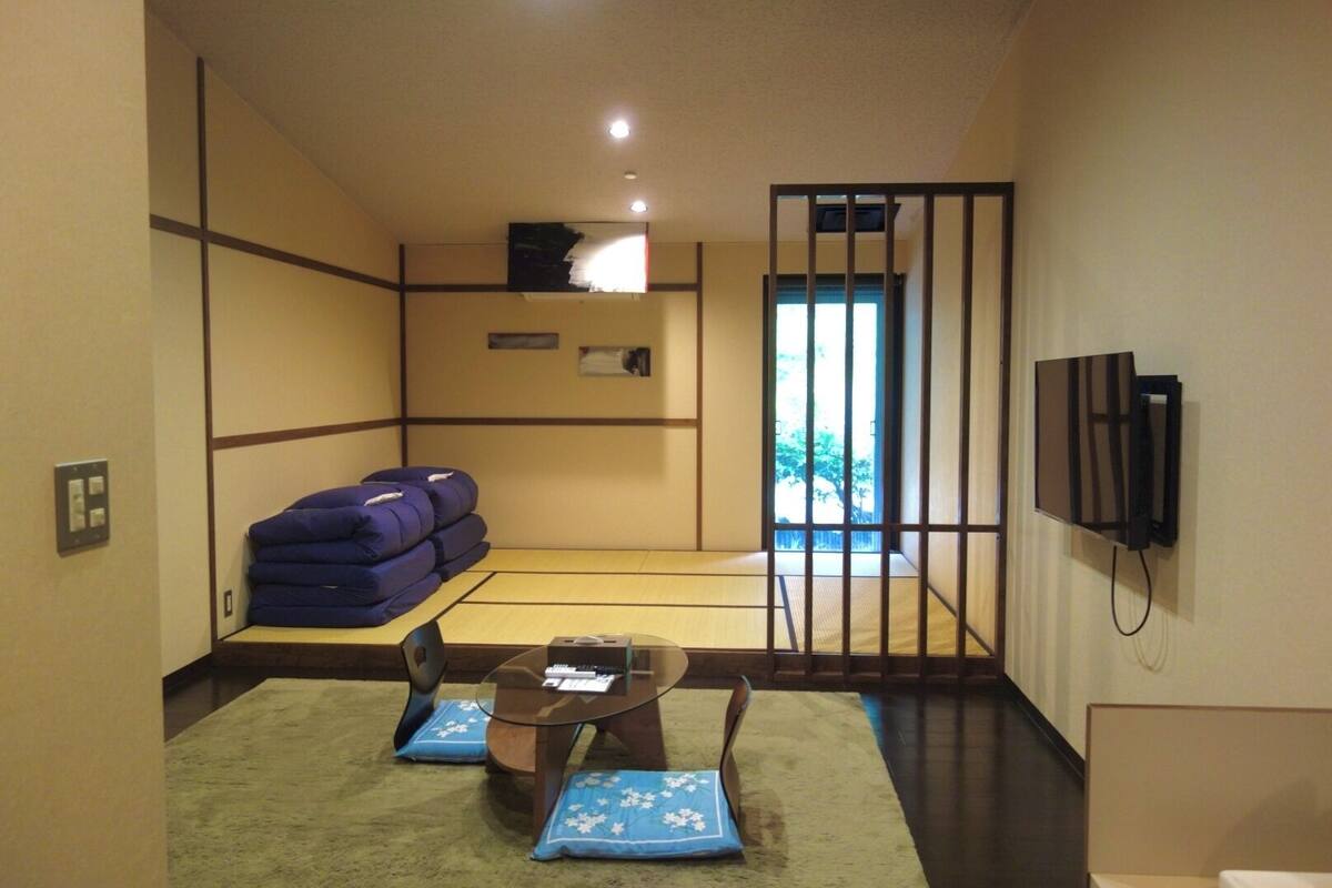 Kamar Keluarga | Wi-Fi gratis dan seprai linen