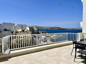 Terrace/patio - FL12 LUX Penthouse Bugibba Square (Saint Paul's Bay)