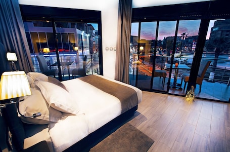 Deluxe Room. Calypso