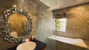Villa, 1 camera da letto, lato piscina | Bagno | Asciugamani