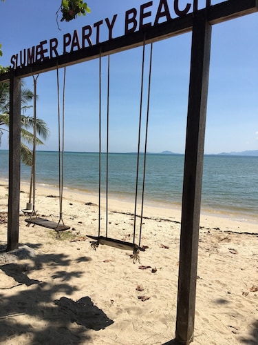 Slumber Party Koh Phangan Beach