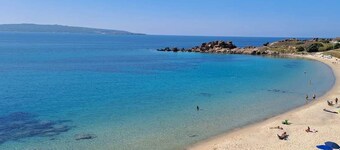 ThirtyOneB small villa in private village, 5 minutes walk from the beach