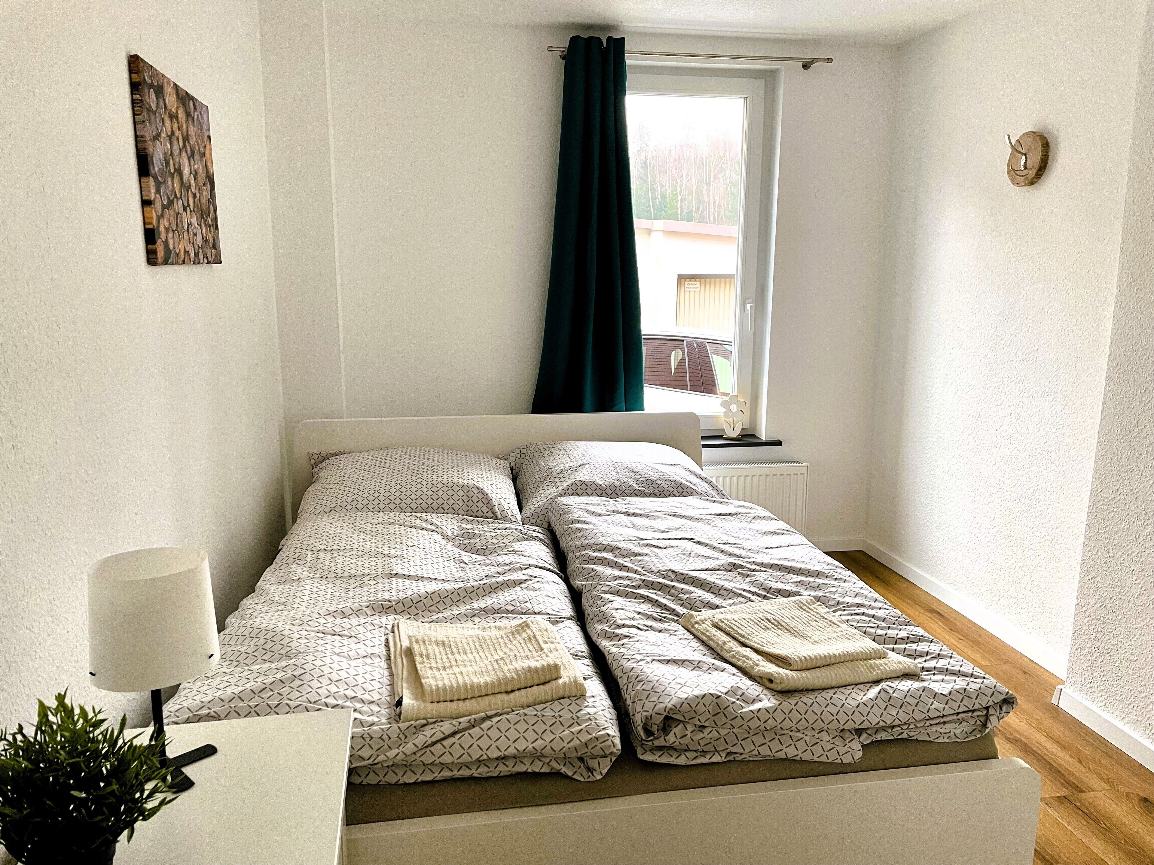 3 Schlafzimmer, Reisekinderbett, kostenloses WLAN, Bettwäsche