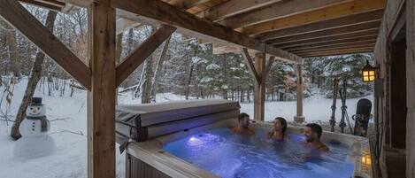 Bañera de hidromasaje exterior