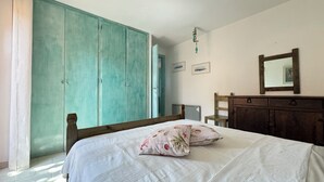 Room - Exclusive Sea View Escape in Baja Sardinia (Baja Sardinia)