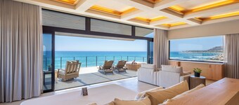 Cabo Break Hotel
