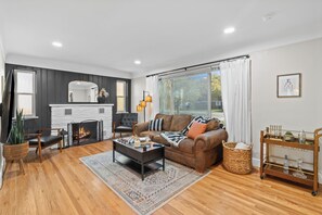 Smart TV, fireplace, table football