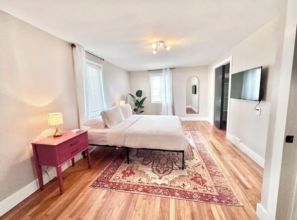 4 Schlafzimmer, Bügeleisen/Bügelbrett, WLAN, Bettwäsche