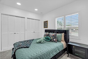 2 chambres, fer et planche à repasser, Wi-Fi, literie fournie