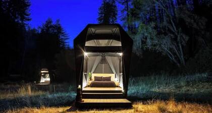 !Riverfront Nature Getaway!