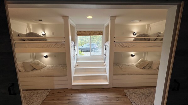4 habitaciones, tabla de planchar con plancha y wifi gratis 