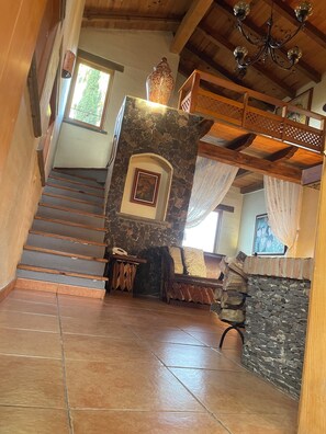 Interior - Anturio Cabaña 100% de Lujo con Hermosos Jardines (Mazamitla)