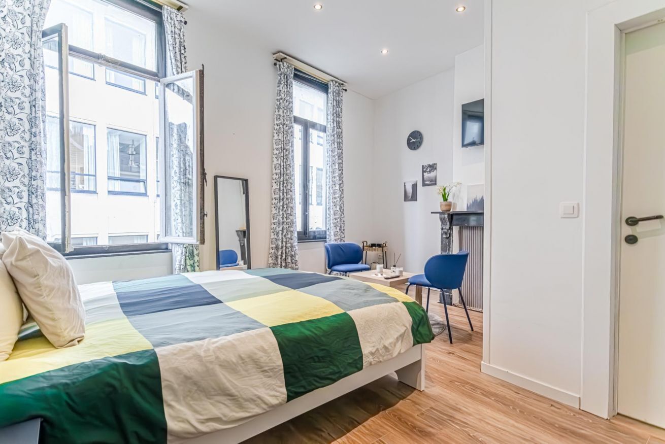 5 Schlafzimmer, Schreibtisch, WLAN, Bettwäsche