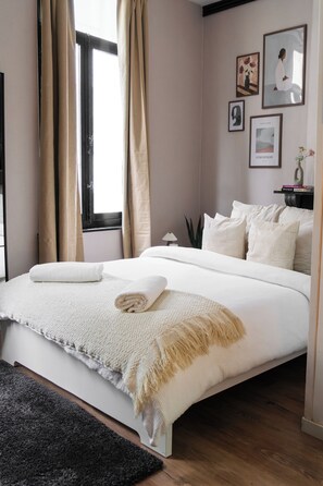 1 bedroom, WiFi, bed sheets