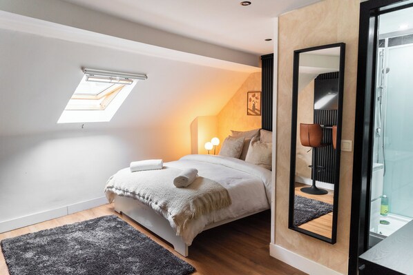 1 bedroom, WiFi, bed sheets