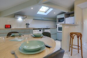 Dining - HOSSEGOR CENTRE, 2 bedroom apartment (HOSSEGOR)