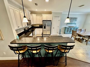 Fridge, microwave, oven, stovetop - 🦩Book Me Baby! Ocean Spray 30A at Cypress Breeze Plantation🦩 (Santa Rosa Beach)