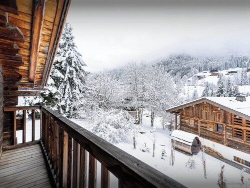 Chalet Sideflip - cosy stay for 4 with wonderful views - OVO Network