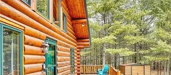 Spacious 3 Story Cabin. Access to UTV/ATV Trails & Near Lake Arbutus
