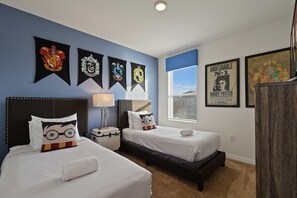 7 bedrooms, iron/ironing board, WiFi, bed sheets