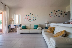 Flat-screen TV - GuestHost - Villa with Private Garden, Parking & Shared Pool! (Cala di Volpe)