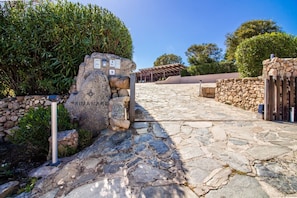 Enceinte de lâhĂ©bergement