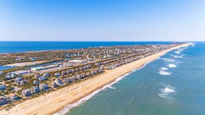 Beach nearby - 3 br (Avon)