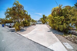Property grounds - Endless Summer Hideaway - lot 181 (Cudjoe Key)