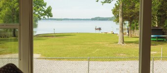 Cozy hideaway on Weiss Lake
 with private dock and kayaks!