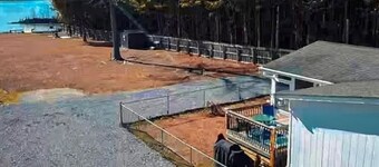 Cozy hideaway on Weiss Lake
with private dock and kayaks!