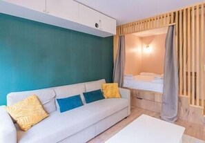 Interior - Designer apartment with private garden (Paris)