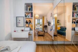 1 bedroom, iron/ironing board, WiFi, bed sheets - Cosy apartment with terrace (Paris)