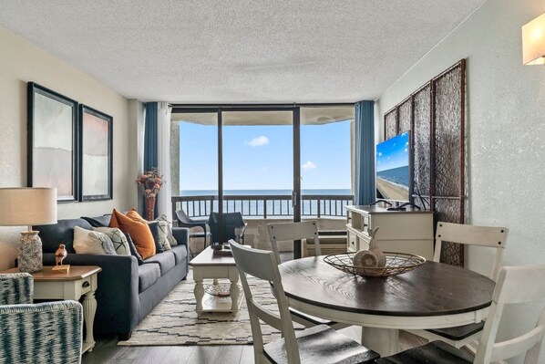 TV - Pinnacle 755 Oceanfront Tower (Myrtle Beach)