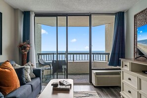 TV - Pinnacle 755 Oceanfront Tower (Myrtle Beach)