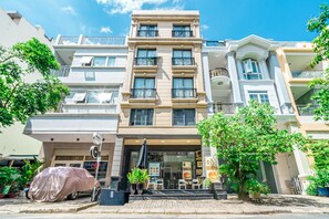 Front of property - SpringHill Apartment - The High Class (Ho Chi Minh City)