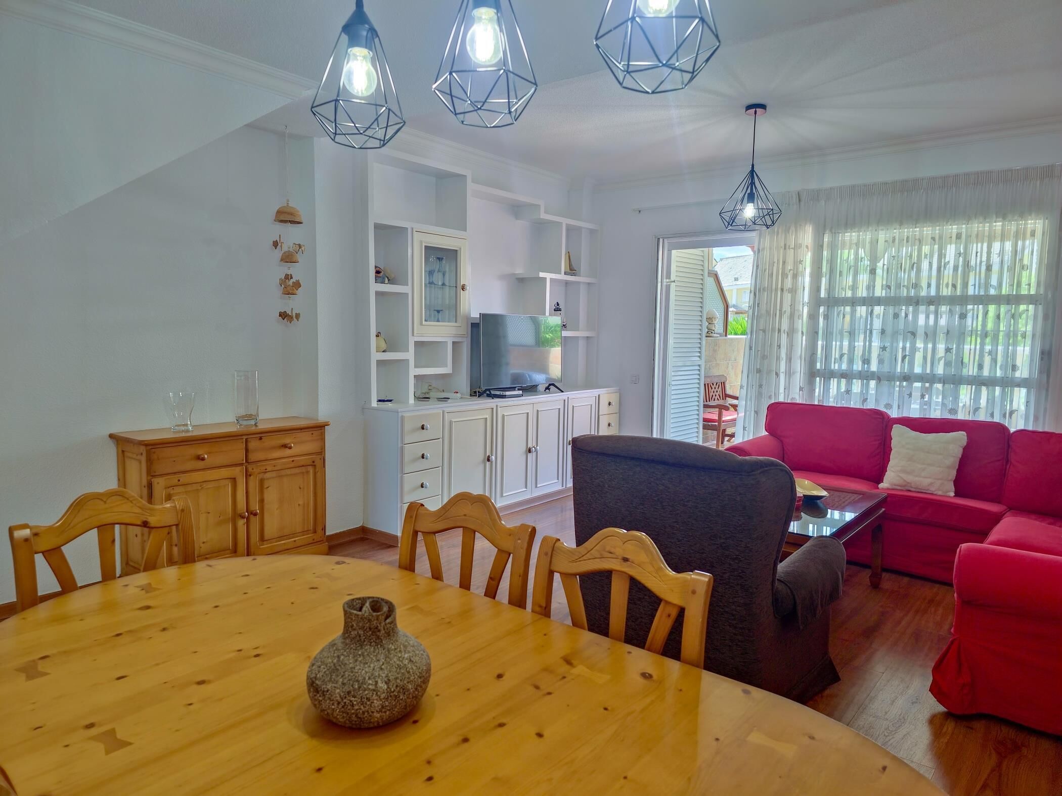 4 Bedroom, Terrace, Wi-fi, Pool, 5 Min. From The Beach - Los Cristianos