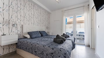 3 makuuhuonetta, silitysrauta/-lauta, ilmainen Wi-Fi, vuodevaatteet