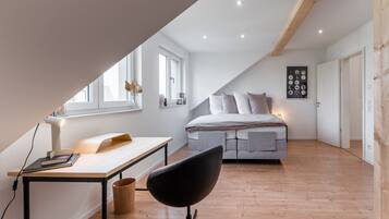 3 bedrooms, free WiFi, bed sheets