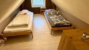 2 habitaciones, wifi gratis y ropa de cama