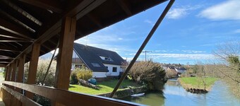 Appartamento 'Ruhige Ferienwohnung Im Hegau' con balcone e Wi-Fi